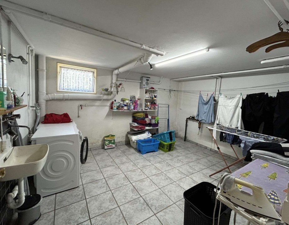 KG Waschk�che Einfamilienhaus Spangenberg