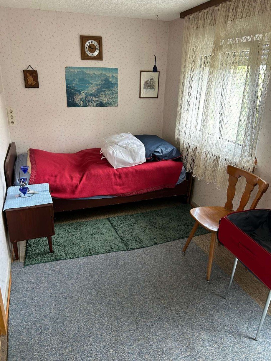 OG Zimmer 2 Doppelhaush�lfte Waldkappel