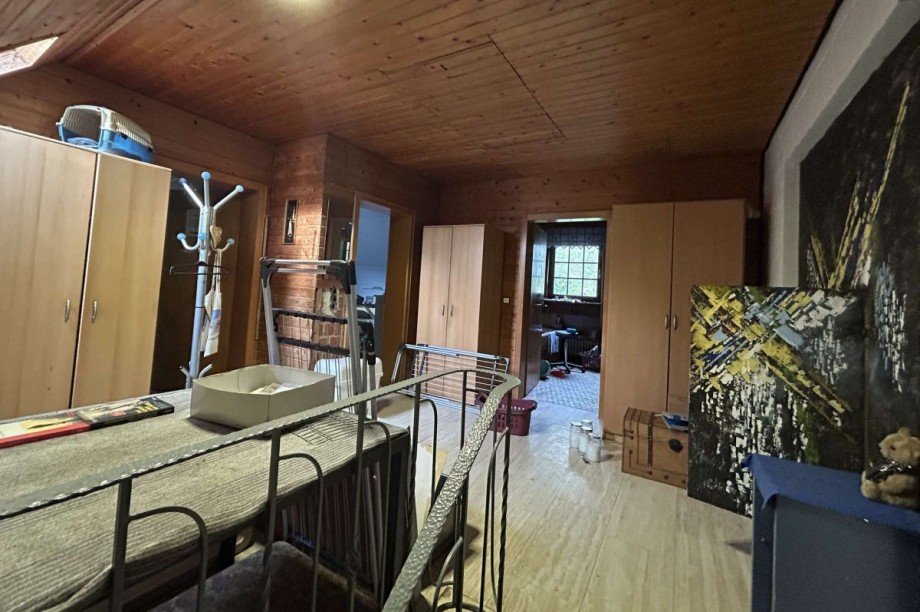 1 Hauptwohnung im EG und DG Bild 14 Diele im OG Haus Ringgau