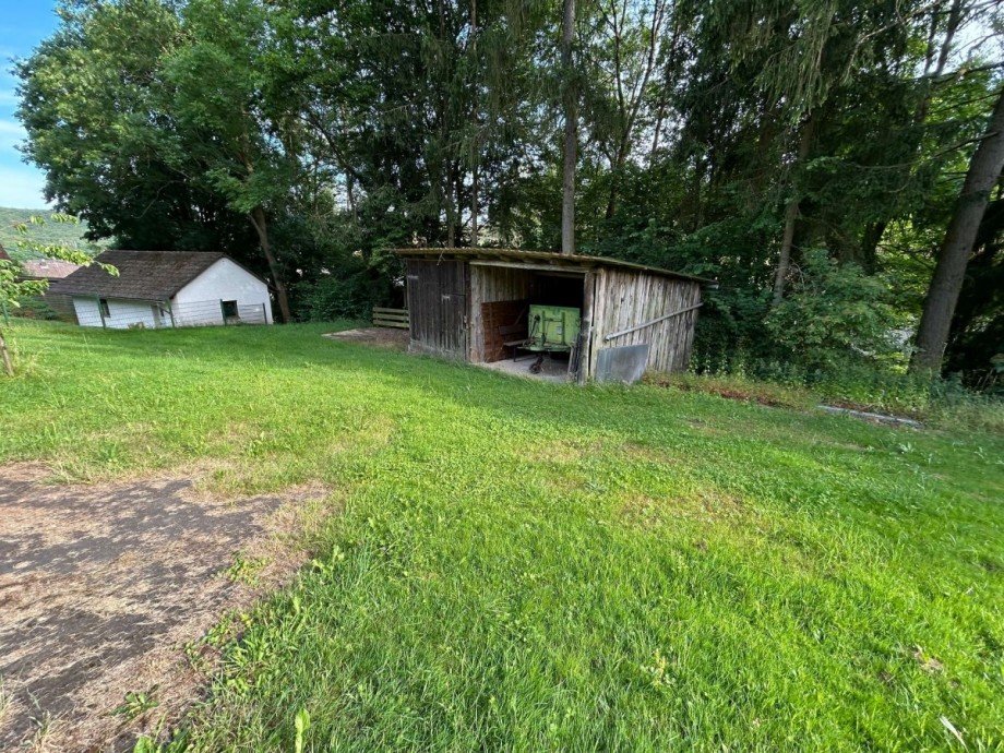 Gartengrundst�ck mit Schuppen Doppelhaush�lfte Waldkappel
