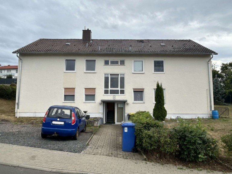 Bild 1 - Stra�enansicht 1 Sontra Wohnung Sch�n geschnittene Eigentumswohnung in guter Wohnlage von Sontra zum attraktiven Preis!
