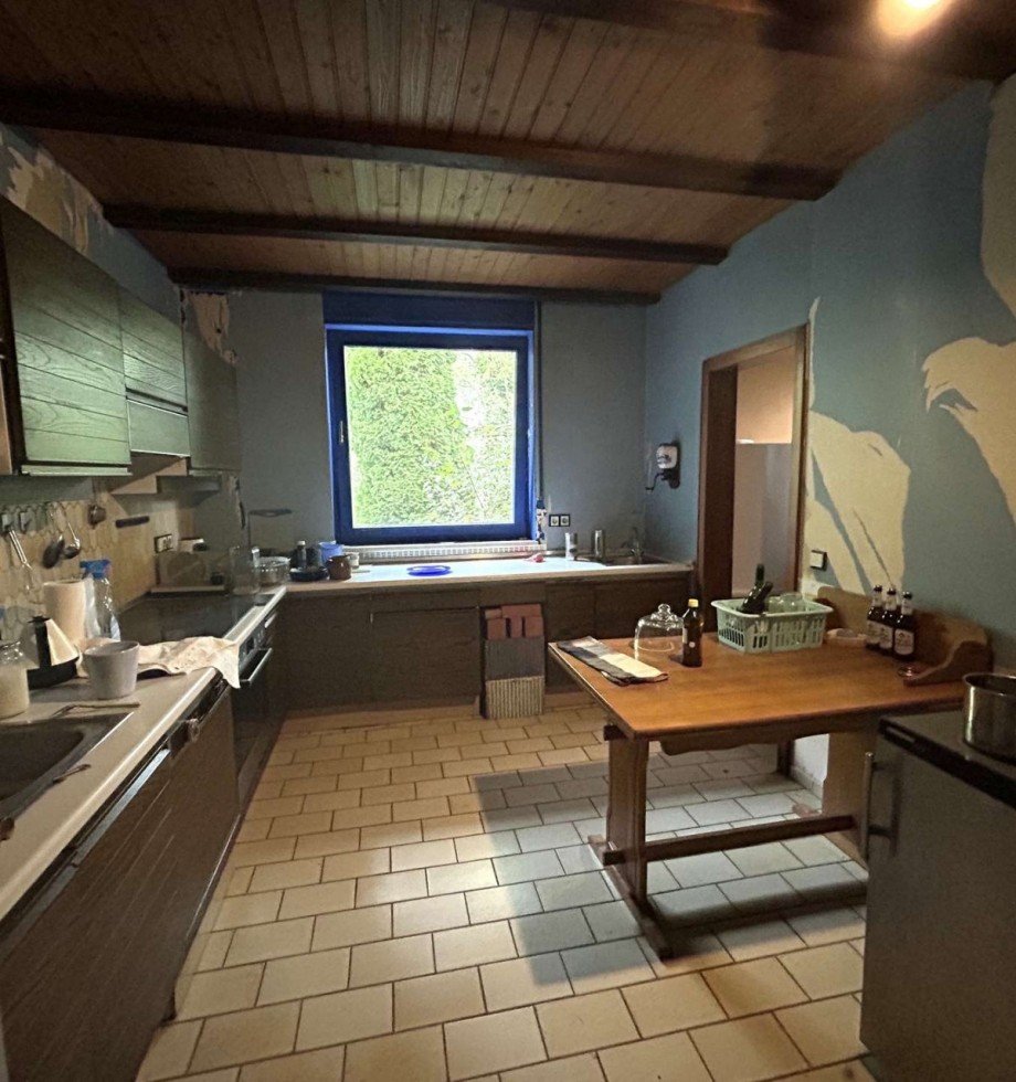 1 Hauptwohnung im EG und DG Bild 5 K�che Haus Ringgau