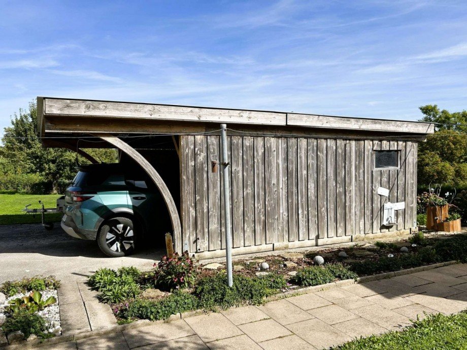 6 Carport mit E-Ladem�glichkeit Bauernhaus Ringgau