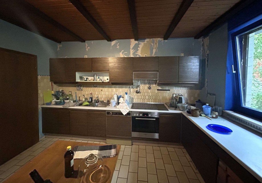 1 Hauptwohnung im EG und DG Bild 6 K�che Haus Ringgau