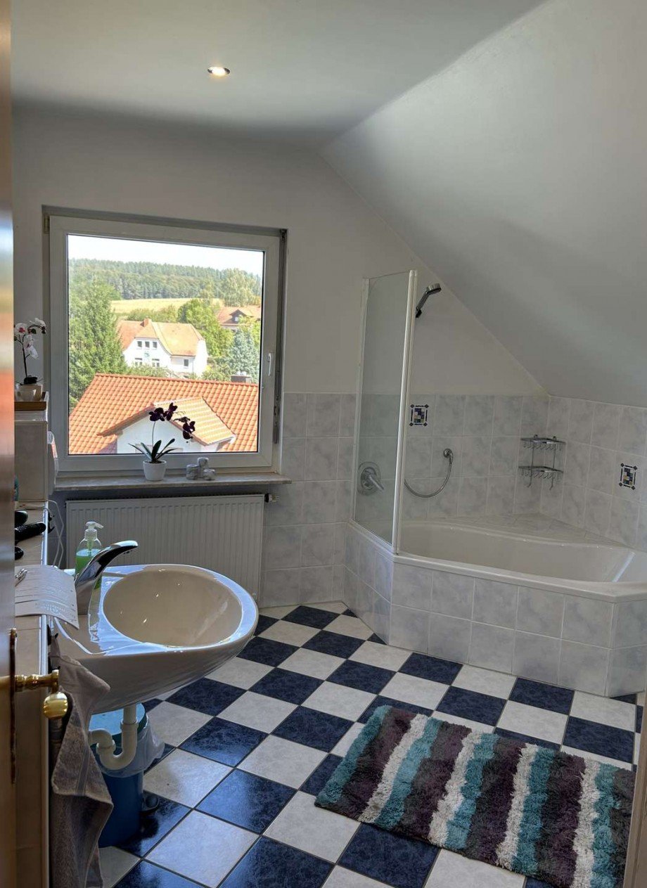 OG Badezimmer 1 Einfamilienhaus Spangenberg