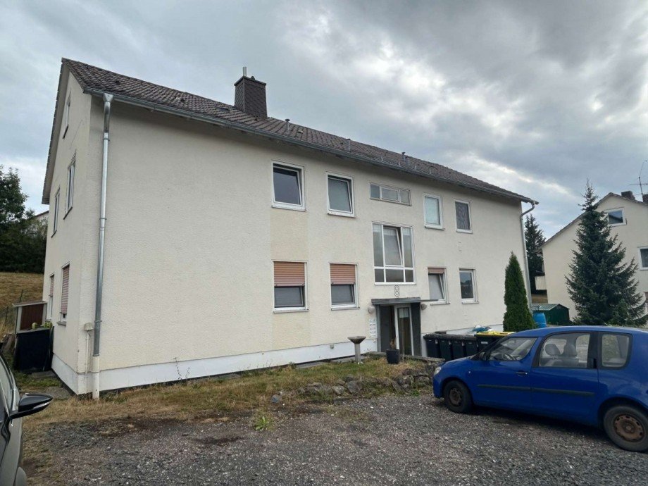 Bild 3 - Stra�enansicht 3 Wohnung Sontra