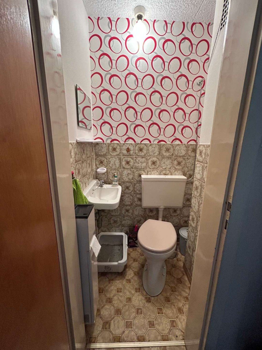 EG G�ste WC Doppelhaush�lfte Waldkappel