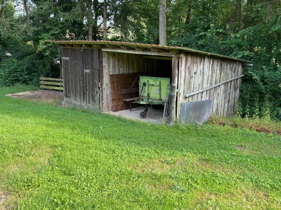Schuppen / Unterstand Doppelhaush�lfte Waldkappel